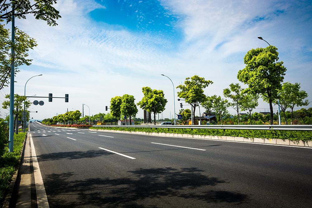Forestación en autopistas